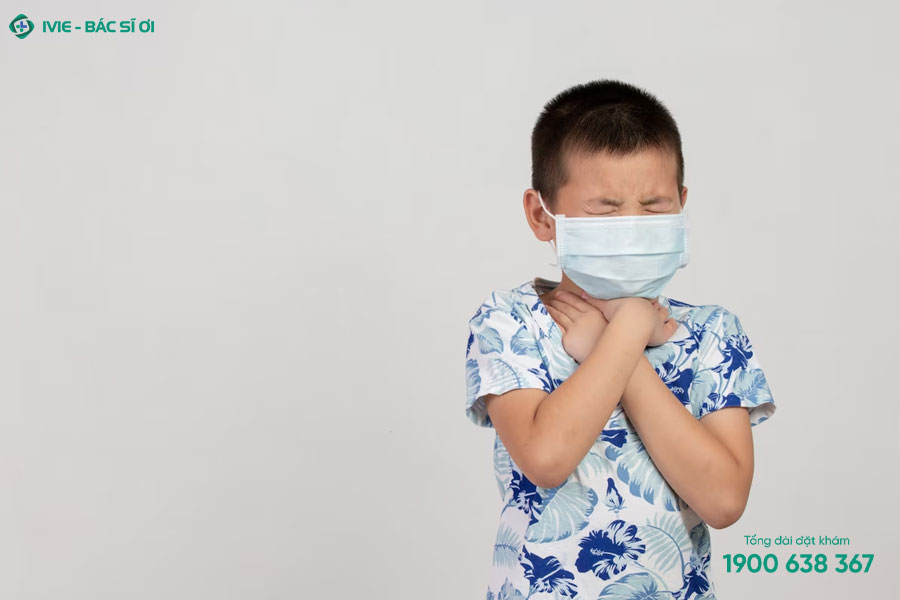 Trẻ ho nhiều về đêm nhưng không sốt có thể do nhiễm trùng gần đây
