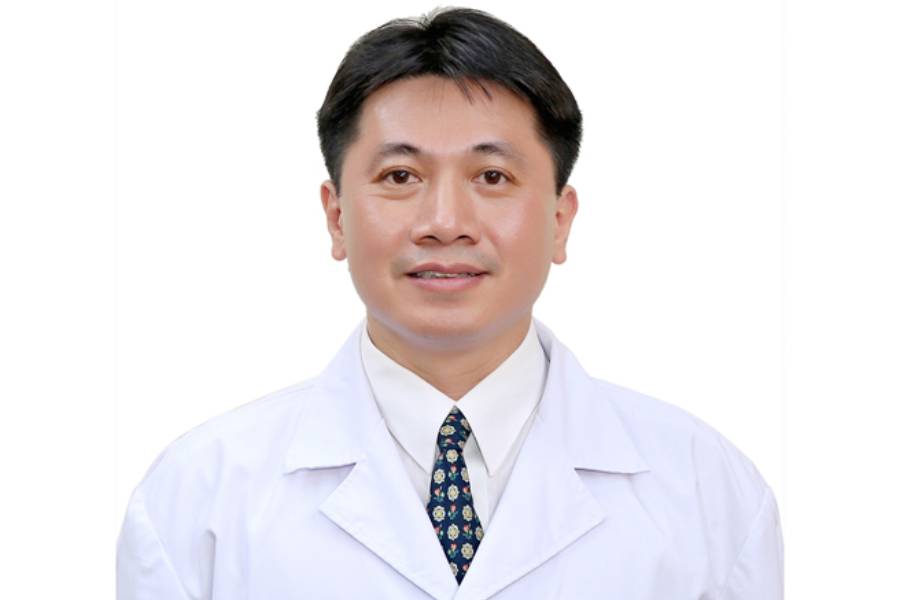Chân dung bác sĩ Lê Việt Khánh - Phó Trưởng khoa Phẫu thuật cấp cứu Tiêu hóa (Ảnh: sưu tầm)