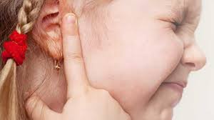 TOP 5+ mẹo chữa viêm tai giữa cho bé an toàn, hiệu quả, dễ áp dụng