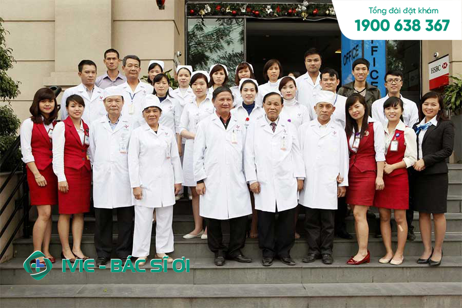 Đội ngũ y bác sĩ tại Vietsing