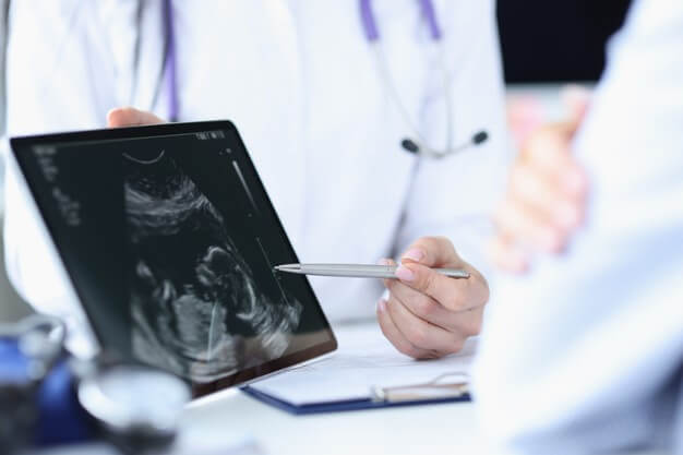  Sàng lọc trước sinh ở 3 tháng giữa thai kỳ - xét nghiệm TRIPLE TEST