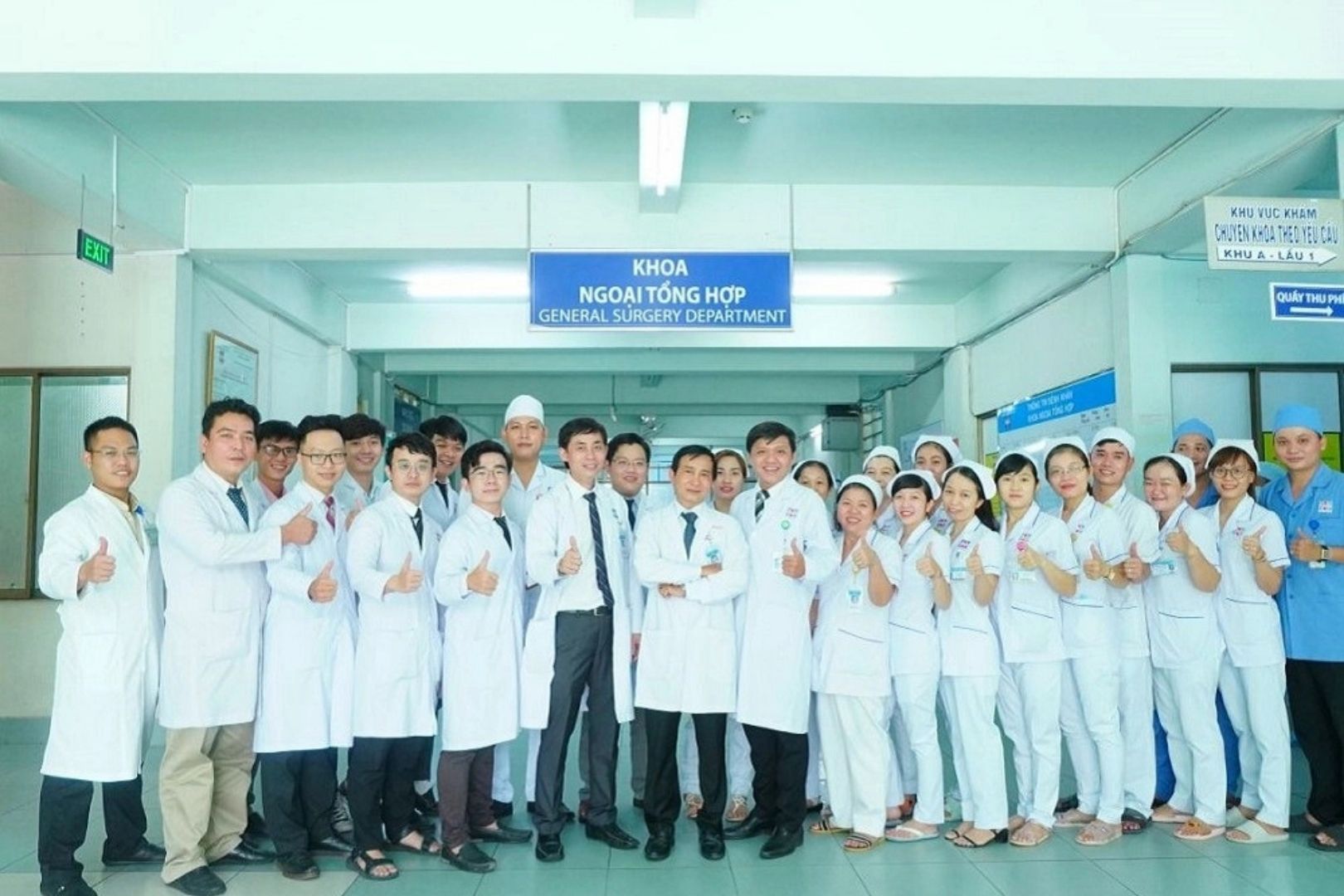 Đội ngũ bác sĩ, lãnh đạo có nhiều năm kinh nghiệm tại bệnh viện