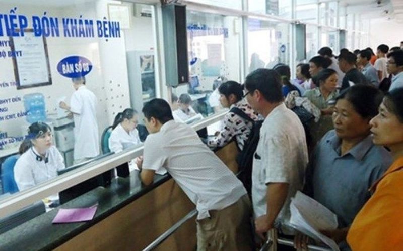 Người bệnh nên chuẩn bị đầy đủ hồ sơ bệnh án, giấy tờ cá nhân và đặt lịch online trước khi đến khám