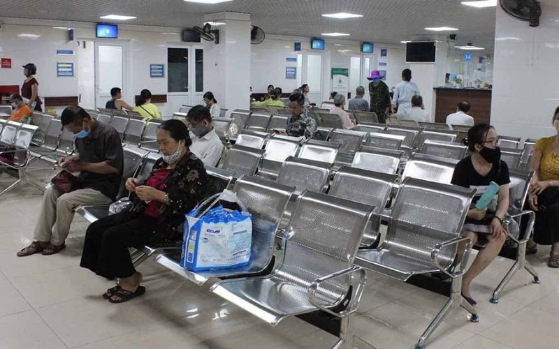 Quy trình khám chữa bệnh ngoại trú đối với người bệnh không có thẻ BHYT được triển khai theo từng bước rõ ràng