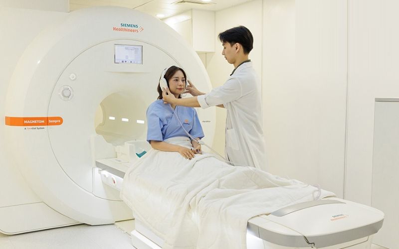 Phòng khám CarePlus phát triển đa dạng dịch vụ chăm sóc sức khỏe dành cho cả người lớn và trẻ em