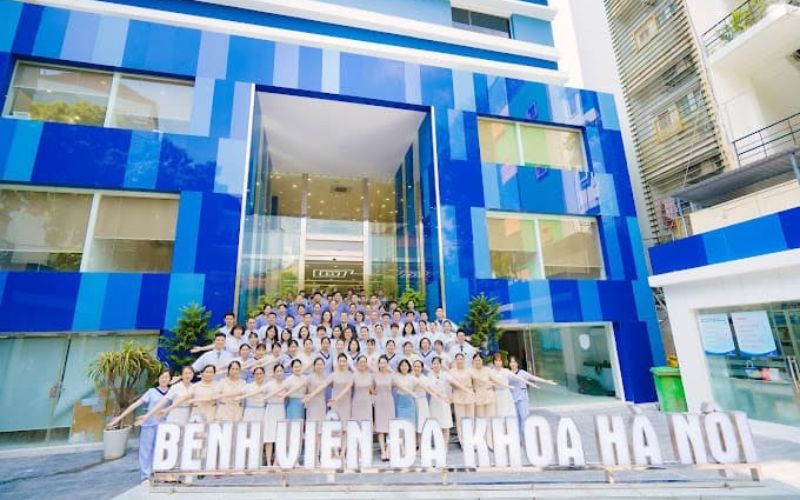 Người bệnh khi đến khám tại bệnh viện Hà Nội có thể sử dụng thẻ BHYT