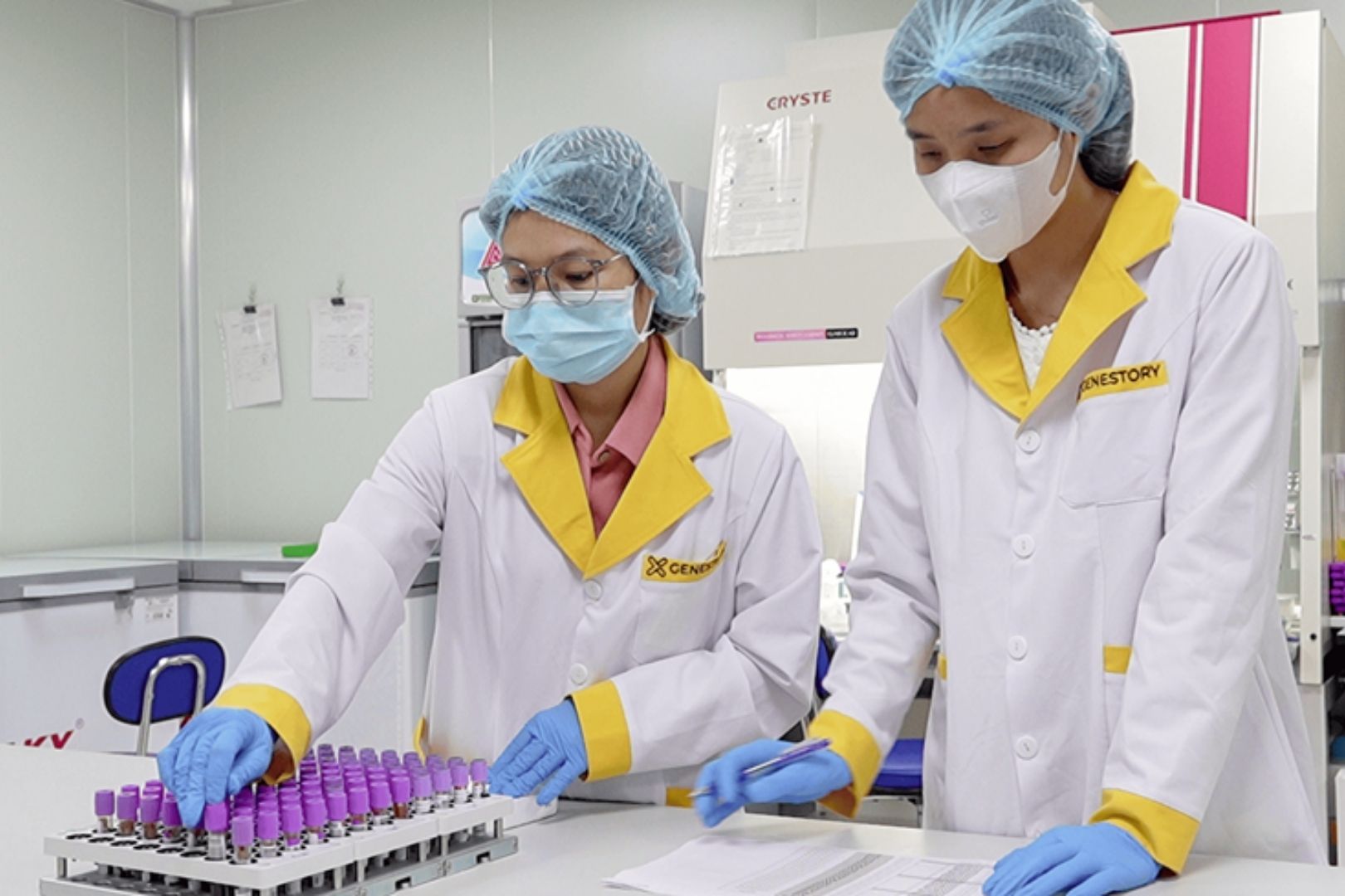 Đội ngũ lãnh đạo và chuyên gia nghiên cứu tại Genestory dày dặn kinh nghiệm