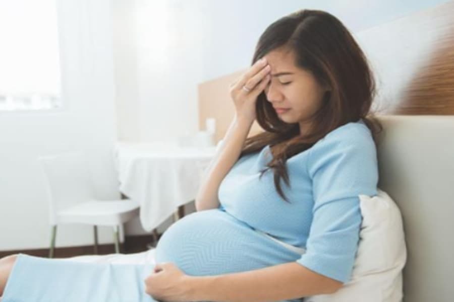 Việc điều trị thai kỳ nguy cơ cao là kéo dài tối đa tuổi thai an toàn trong tử cung 