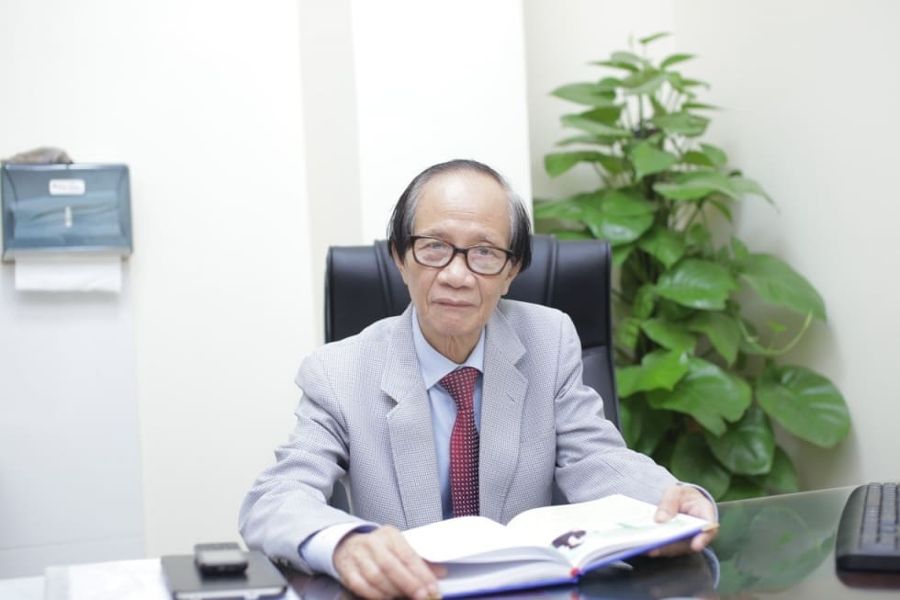 Phó Giáo sư, Tiến sĩ, Bác sĩ Nguyễn Hoàng Sơn