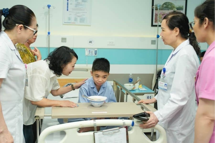 Bệnh viện Đa khoa An Việt quy tụ bác sĩ giàu kinh nghiệm trong lĩnh vực nam khoa
