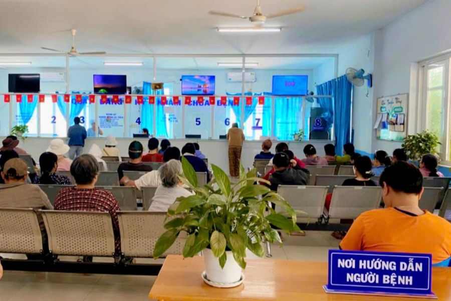 Bệnh viện ĐK khu vực Cam Ranh có tiếp nhận khám chữa bệnh theo thẻ BHYT cho mọi đối tượng