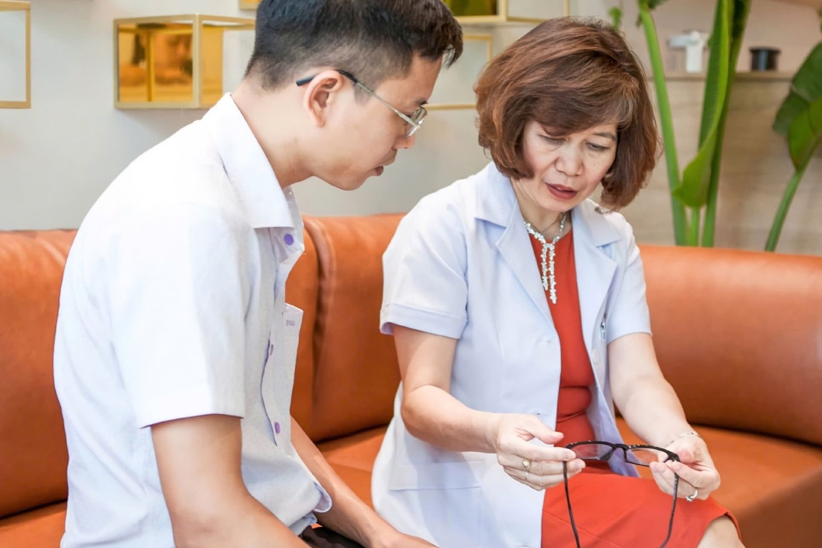 Các dịch vụ hỗ trợ chăm sóc thị lực tại cơ sở dịch vụ kính thuốc Bích Ngọc