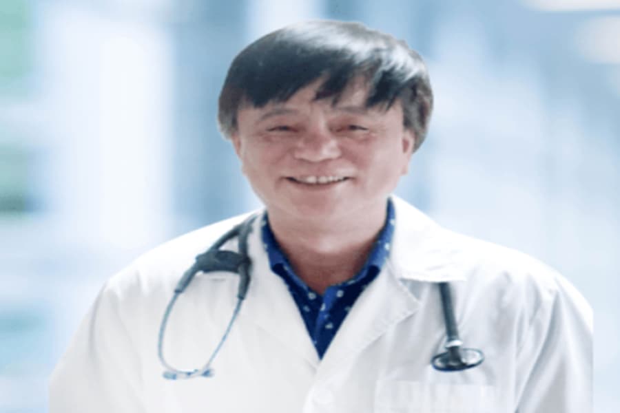 Ông là một chuyên gia y tế với trình độ Tiến sĩ và có nhiều công trình nghiên cứu về chuyên khoa nội tiết
