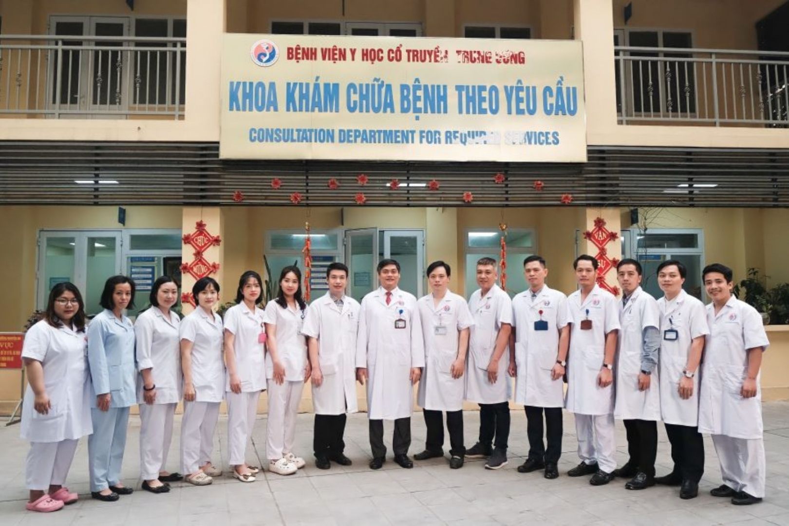 Bác sĩ và chuyên gia tại Bệnh viện YHCT có nhiều năm kinh nghiệm trong nghề