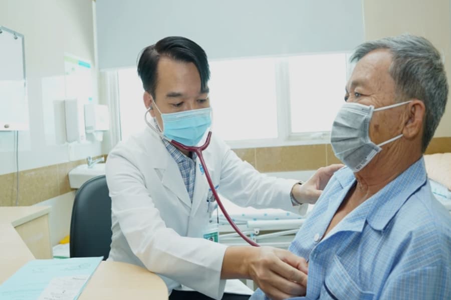 Khám chữa bệnh BHYT tại Bệnh viện Trường Đại học Y - Dược Huế