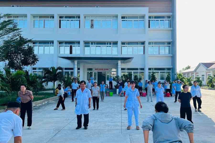 Bệnh viện YHCT và PHCT Ninh Thuận là địa chỉ khám chữa bệnh uy tín, chuyên kết hợp giữa y học cổ truyền và các phương pháp phục hồi chức năng hiện đại
