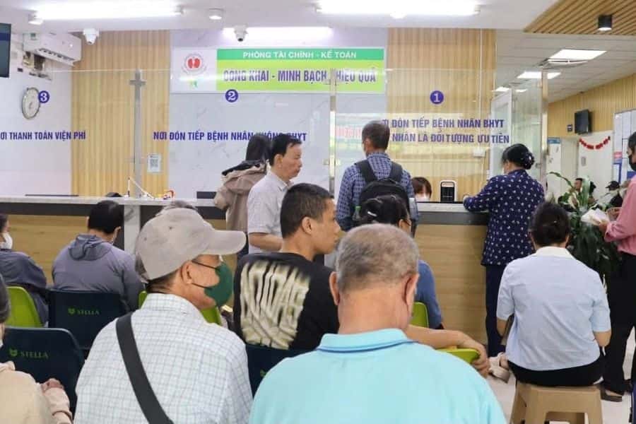 Bệnh viện Thận Hà Nội có tiếp nhận khám bằng Bảo hiểm y tế