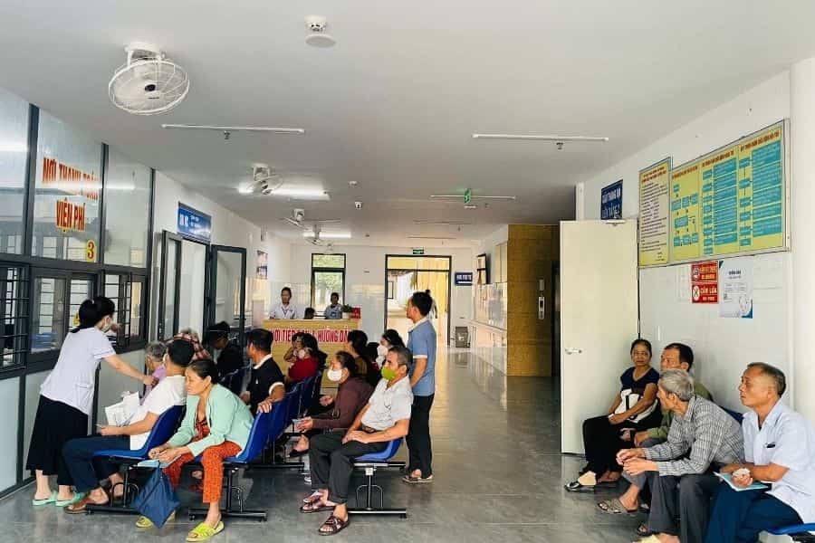 Bệnh viện ĐKKV Tuyên Hóa có tiếp nhận bảo hiểm y tế