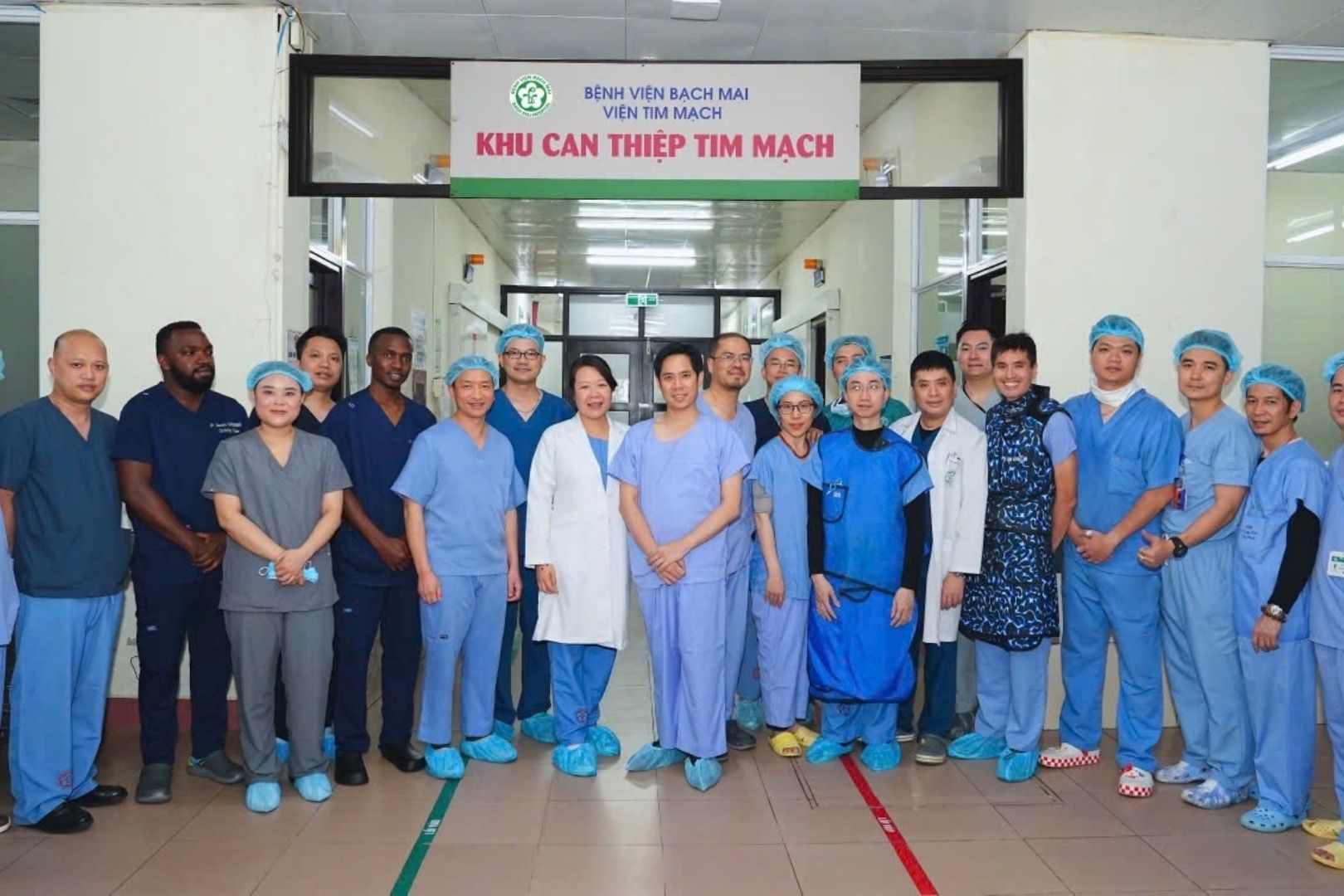 Đội ngũ bác sĩ chuyên khoa tim mạch tại viện