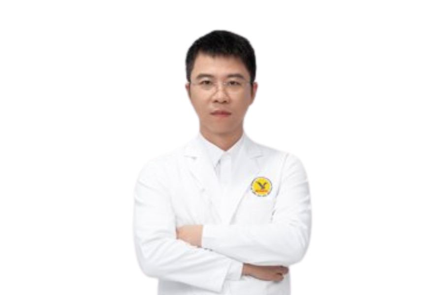 Bác sĩ Trần Phương Bình là Giám đốc chuyên môn Hệ thống nha khoa MedDental