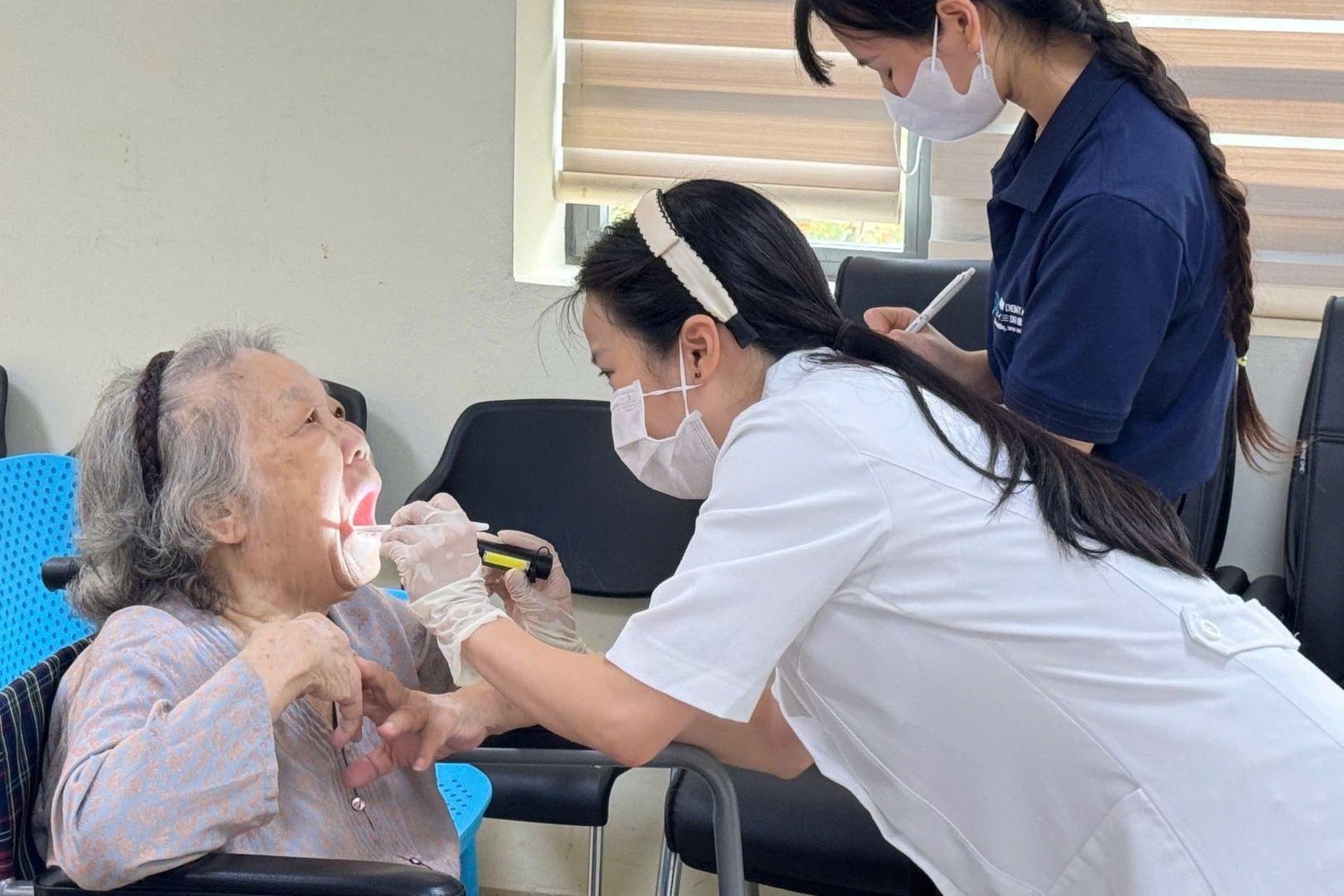 Review trải nghiệm khám tại Mikuni Dental Clinic