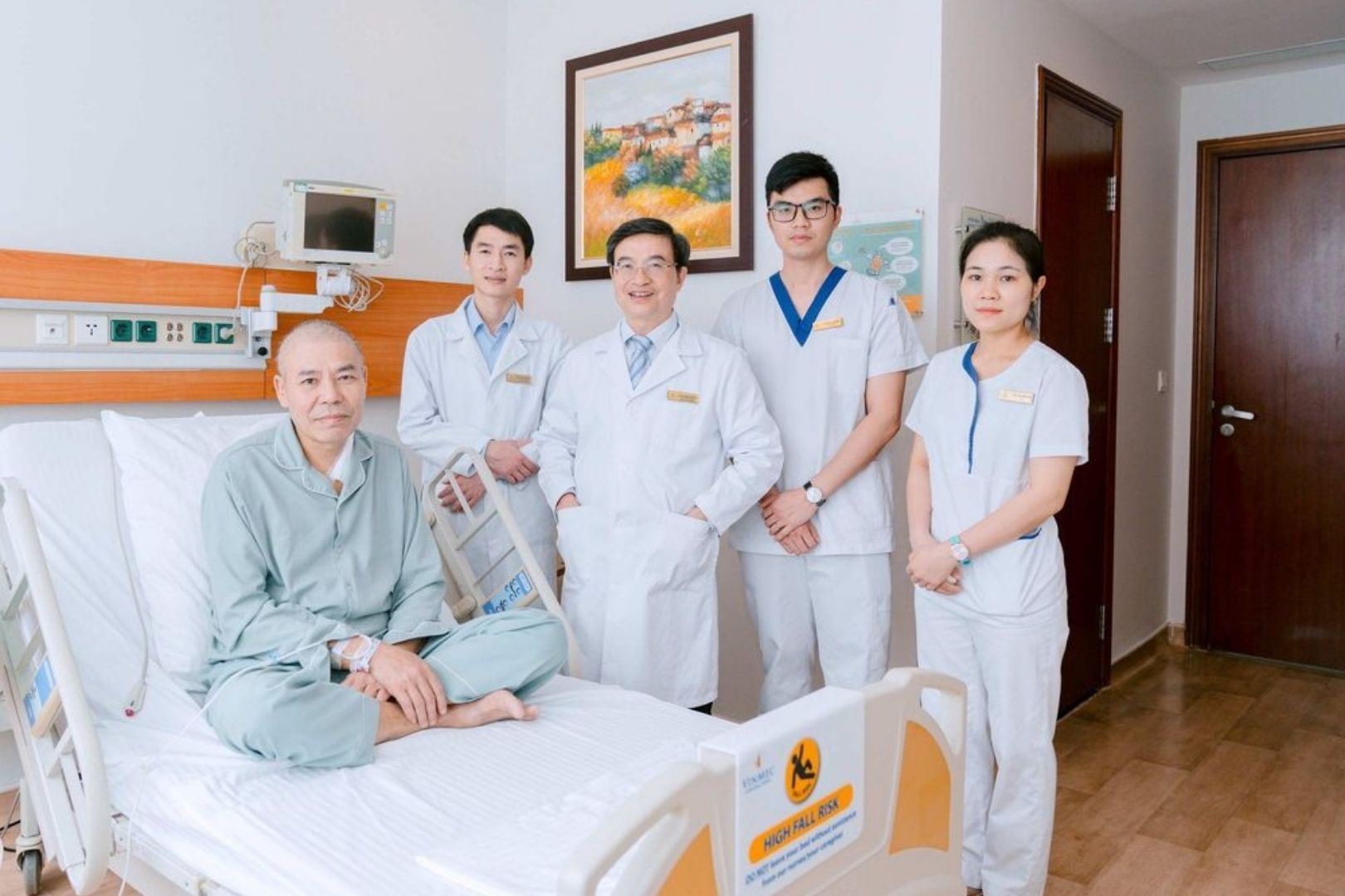 Đội ngũ bác sĩ và chuyên gia tại Vinmec với chuyên môn và kinh nghiệm dày dặn