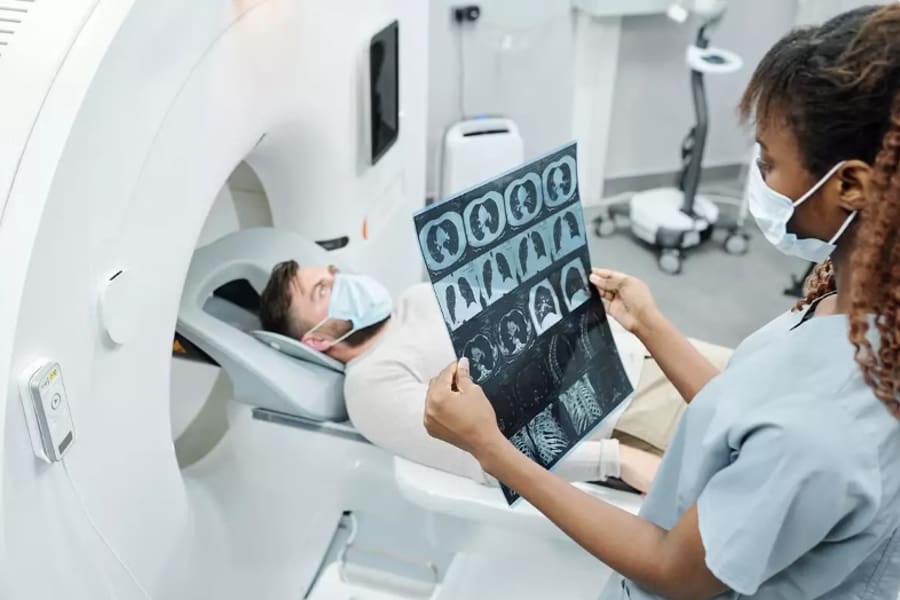 Mức hưởng BHYT phụ thuộc vào nhóm đối tượng và hình thức khám chữa bệnh
