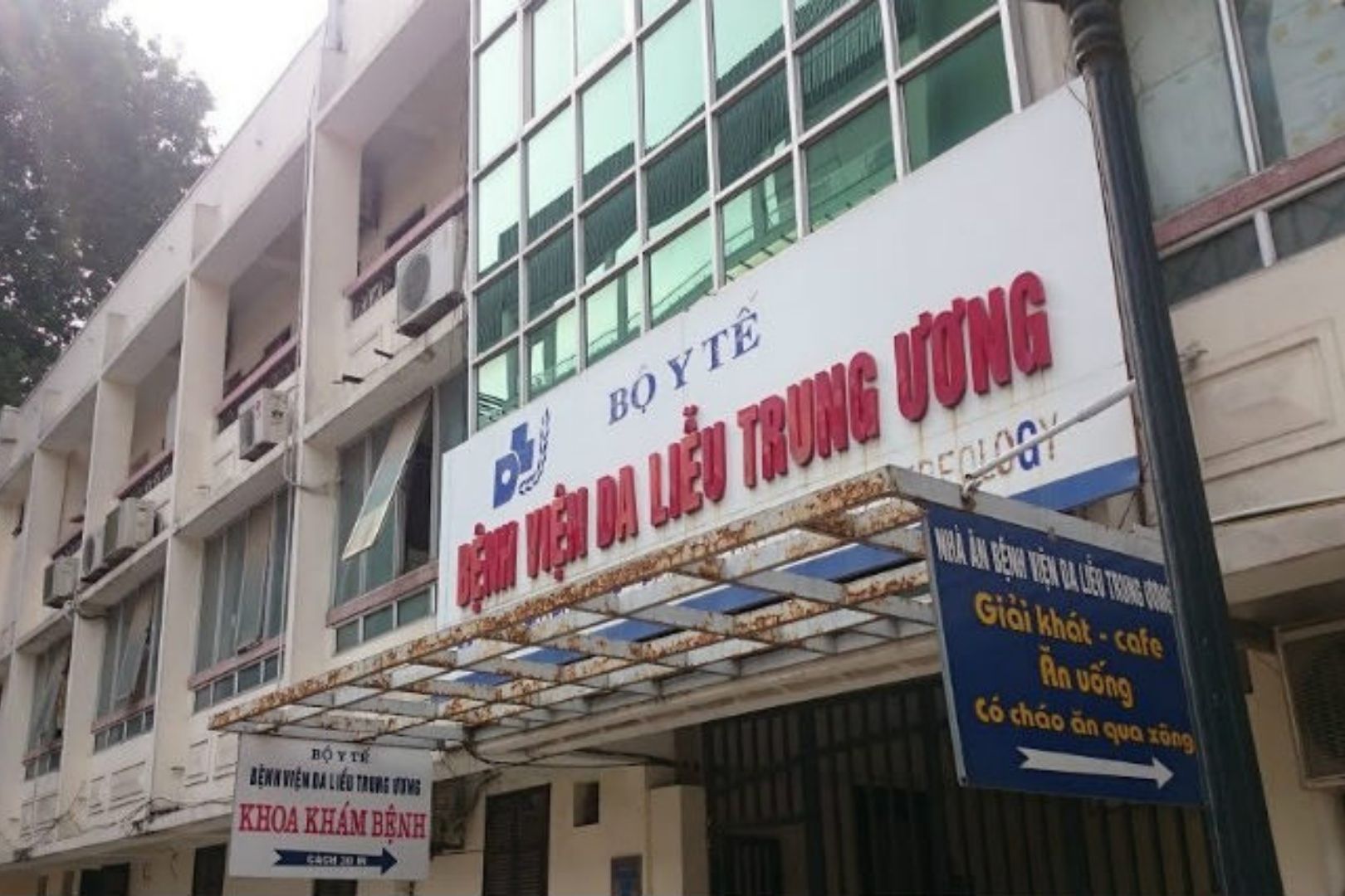 Bệnh viện Da liễu Trung ương trên phố Phương Mai