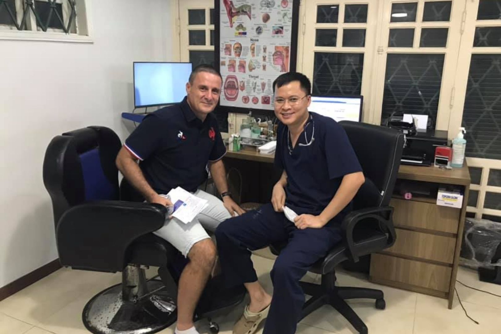 Phòng khám Vạn Phúc được dẫn dắt bởi Bác sĩ Nguyễn Xuân Quang