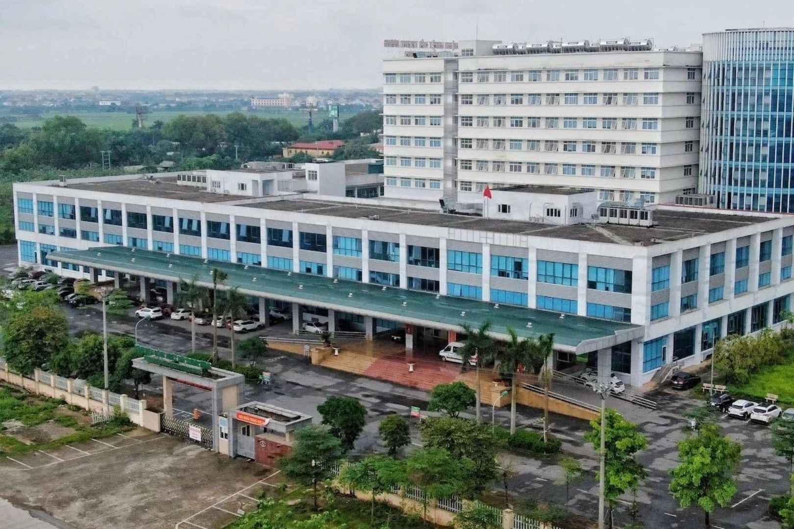 Toàn cảnh Bệnh viện Bệnh Nhiệt đới Trung ương tại Hà Nội