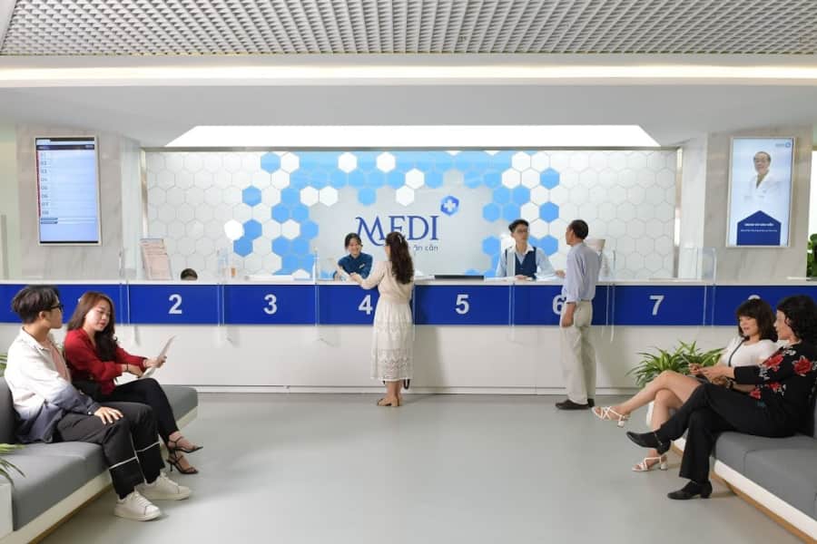 Tiếp đón bệnh nhân tại MEDIPLUS