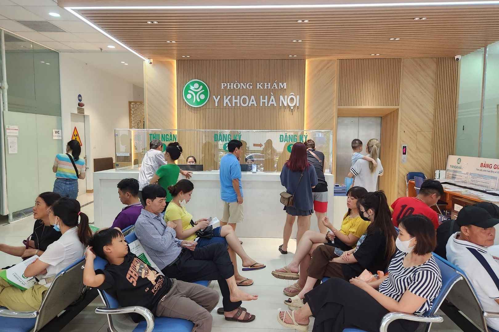 Phòng khám Đa khoa Y khoa không áp dụng khám BHYT