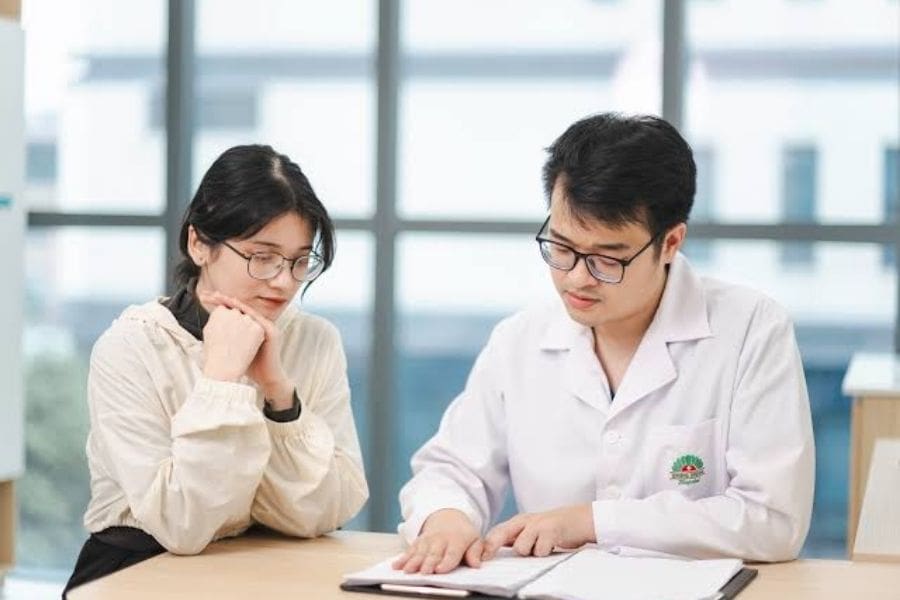 Người bệnh nên tìm hiểu quyền lợi BHYT trước khi khám tâm lý