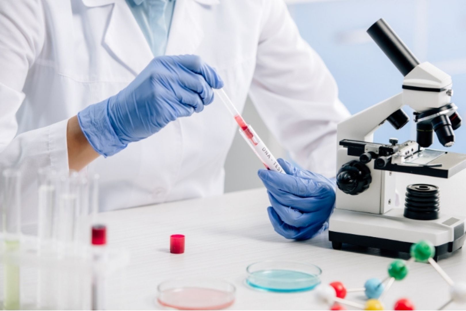 Phòng xét nghiệm di truyền Genestory hiện chưa khám BHYT