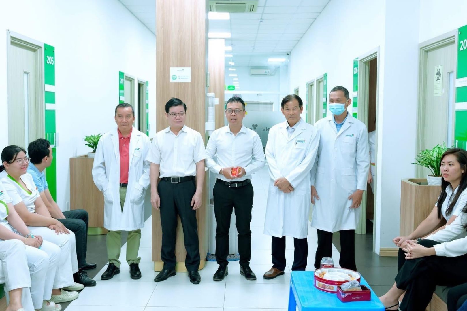 Phòng khám Đa khoa Vietlife quy tụ nhiều bác sĩ dày dặn kinh nghiệm