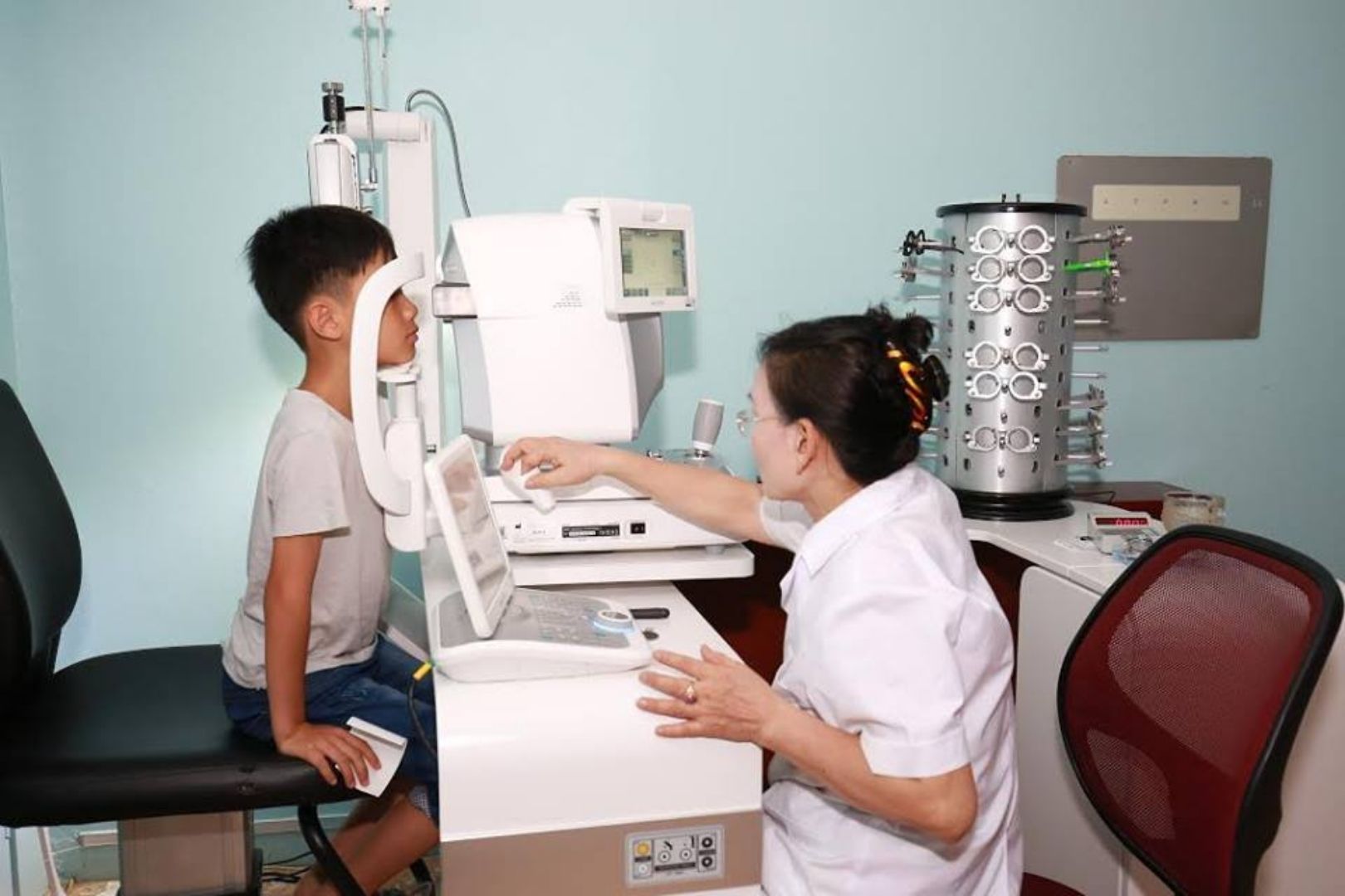 Một số lưu ý giúp quá trình khám mắt tại Việt Tín thuận tiện hơn 